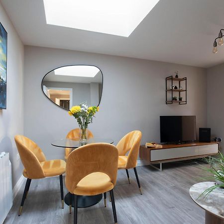 Elliot Oliver - Modern 2 Bedroom Town Centre Apartment Cheltenham Exteriér fotografie